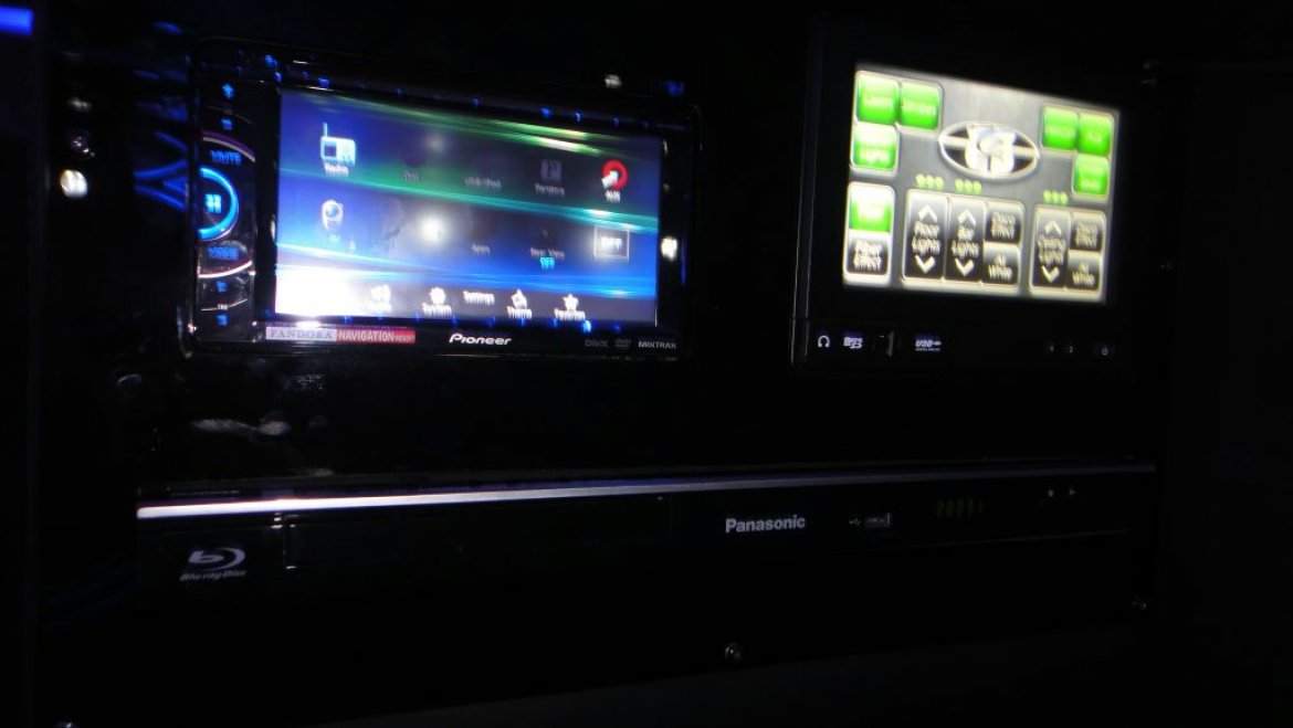 Photo of Limo Bus for sale: 2015 Freightliner Motorcoach Party Limo Workhorse  by CT Coachworks