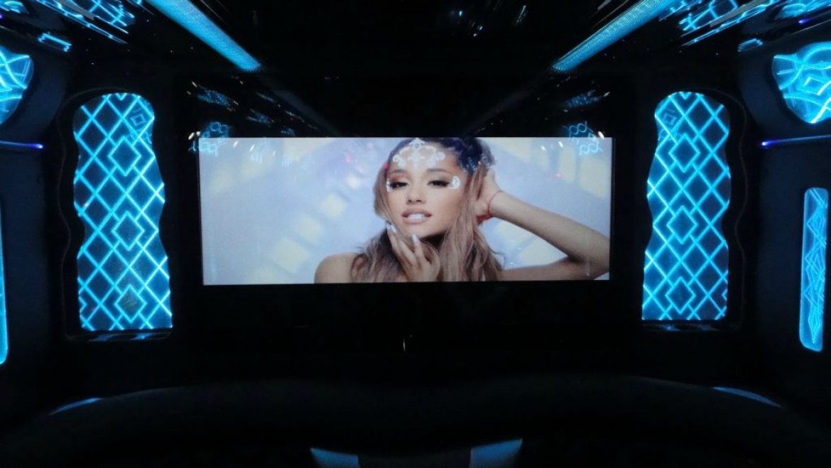 Photo of Limo Bus for sale: 2015 Freightliner Motorcoach Party Limo Workhorse  by CT Coachworks