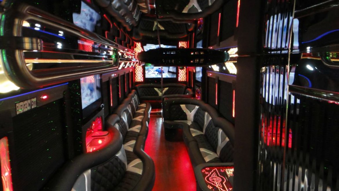 Photo of Limo Bus for sale: 2015 Freightliner Motorcoach Party Limo Workhorse  by CT Coachworks