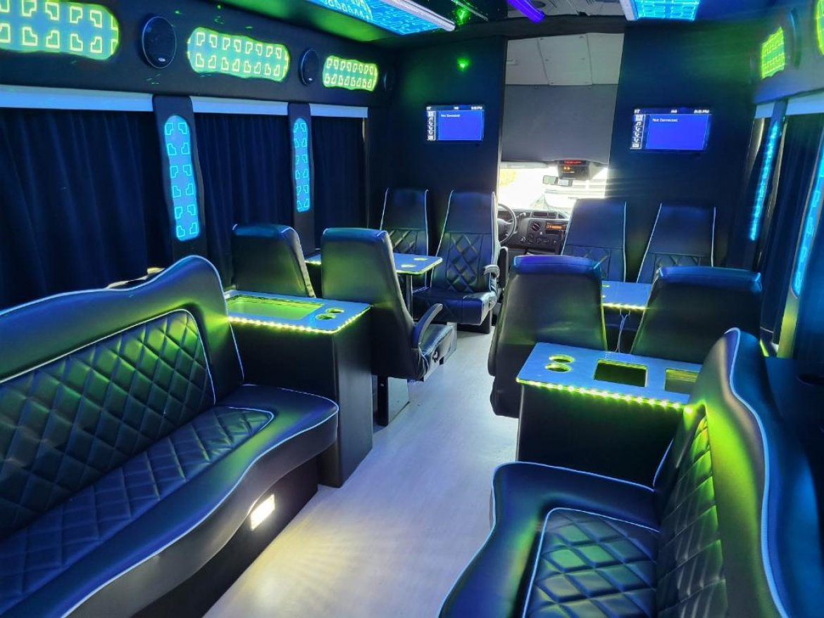 Limo Bus for Sale in fontana, CA - Photo 15