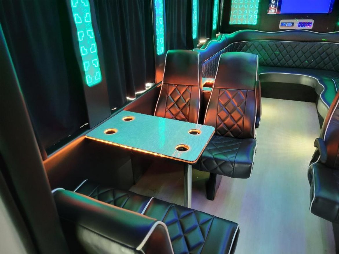 Limo Bus for Sale in fontana, CA - Photo 20