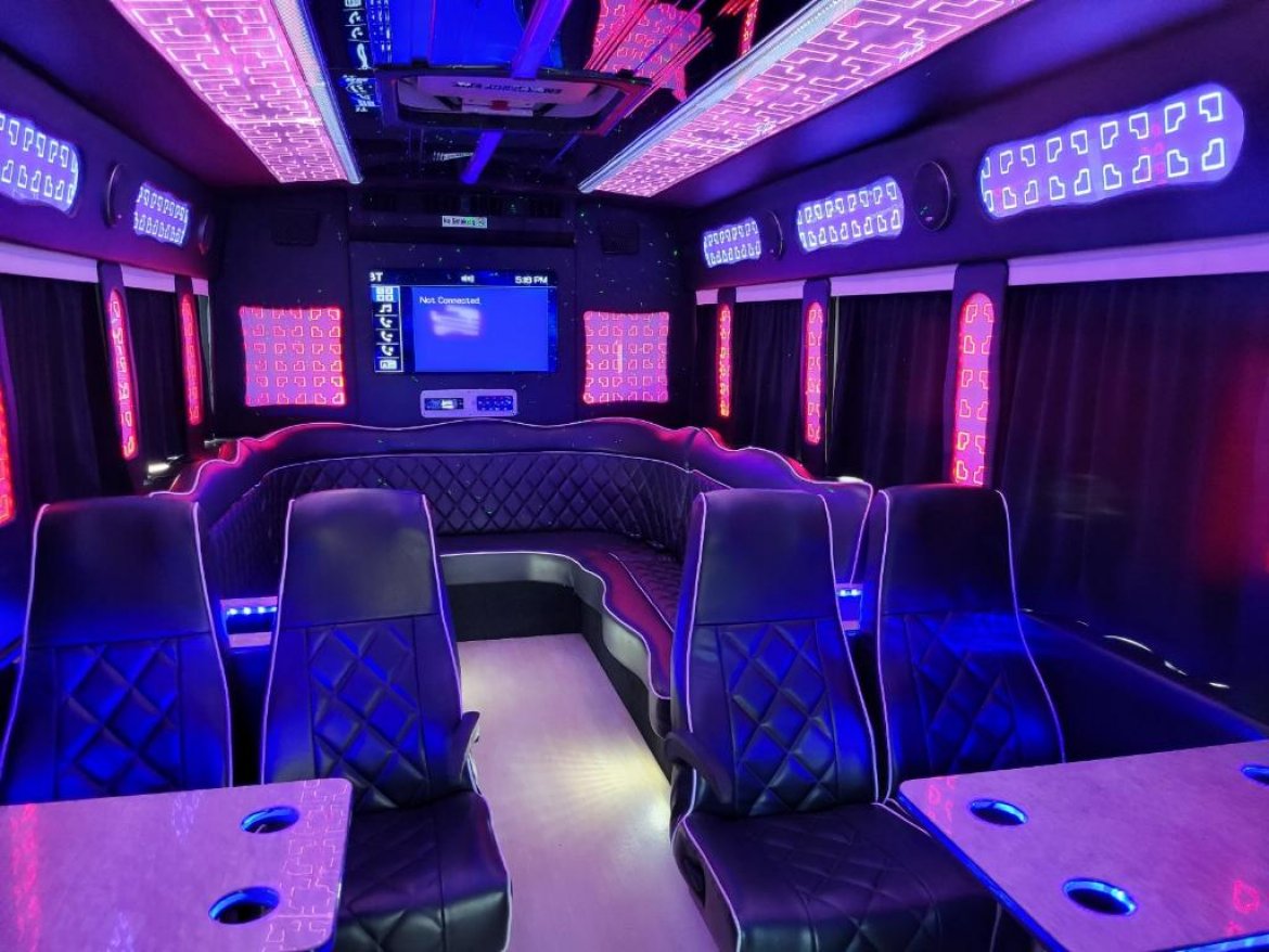Limo Bus for Sale in fontana, CA - Photo 21