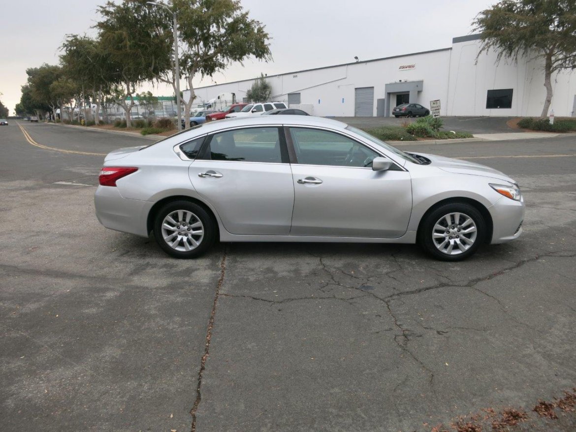 Sedan for Sale in Carson, CA - Photo 15