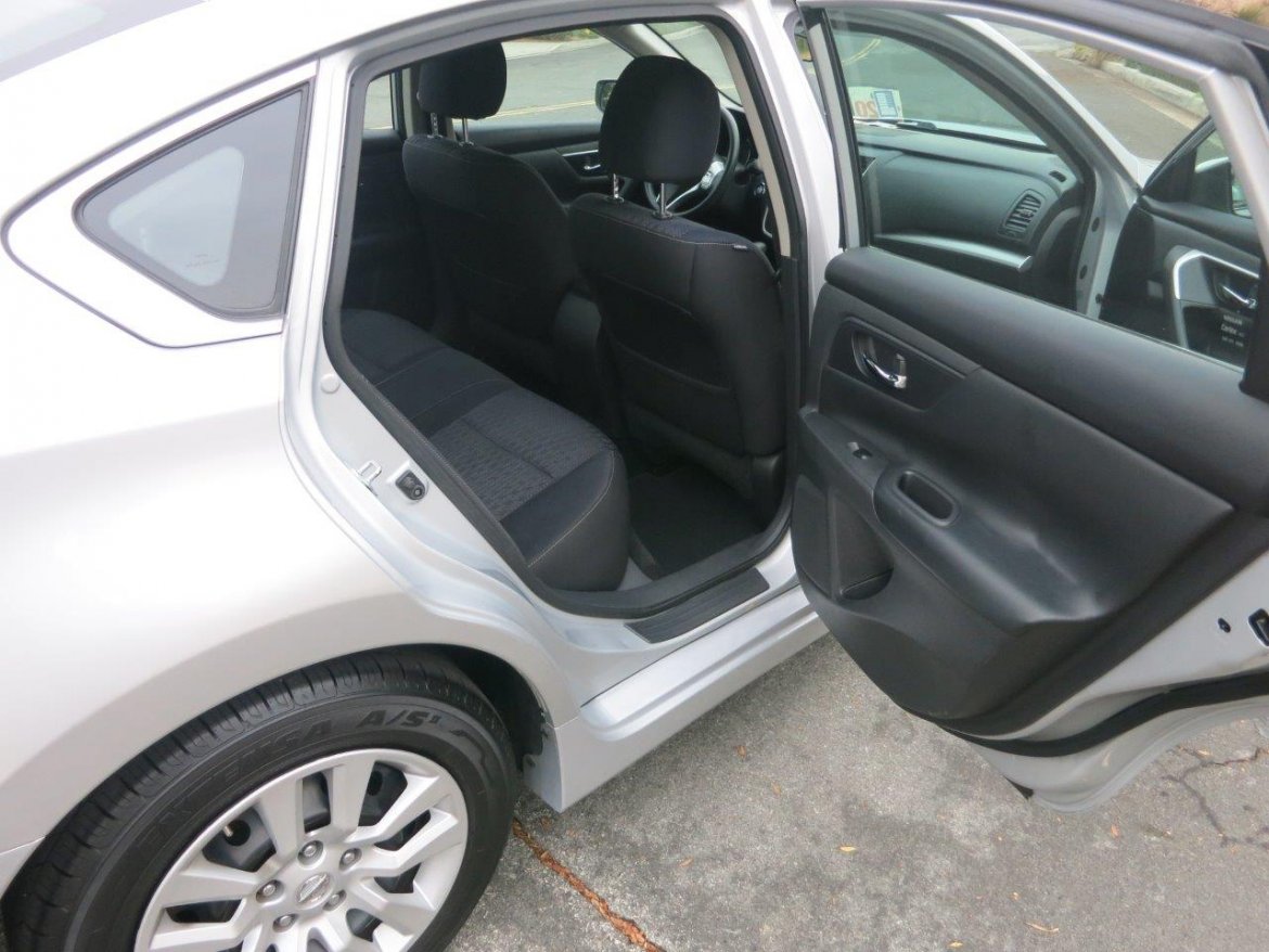 Sedan for Sale in Carson, CA - Photo 16