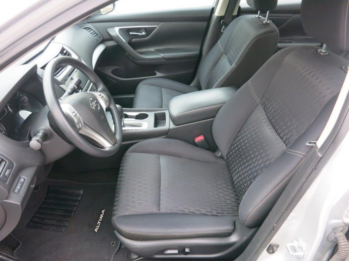 Sedan for Sale in Carson, CA - Photo 23