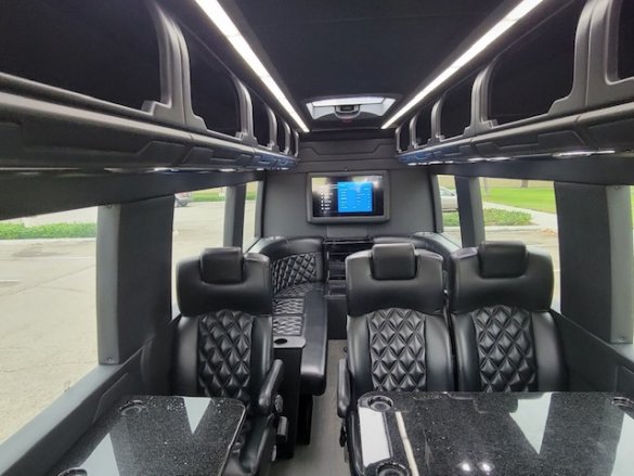 2017 Mercedes-Benz Sprinter 3500 Sprinter for Sale in fontana, CA - Photo 3