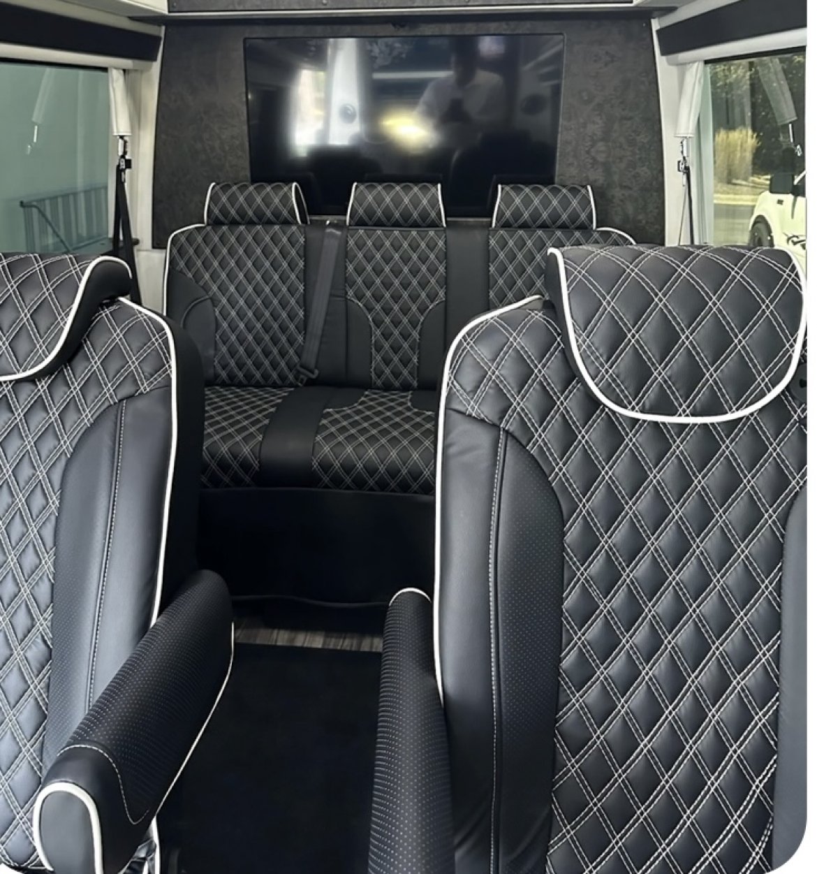 CEO SUV Mobile Office for Sale in North Central, IL - Photo 3