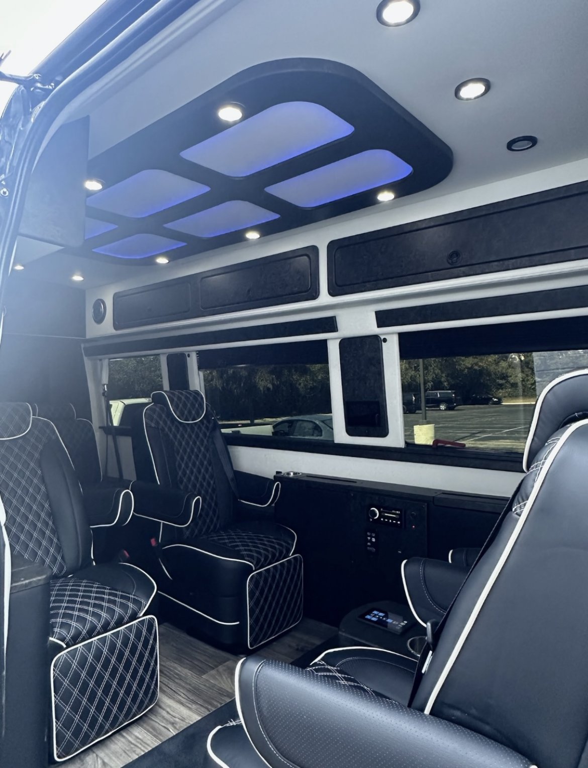 CEO SUV Mobile Office for Sale in North Central, IL - Photo 10