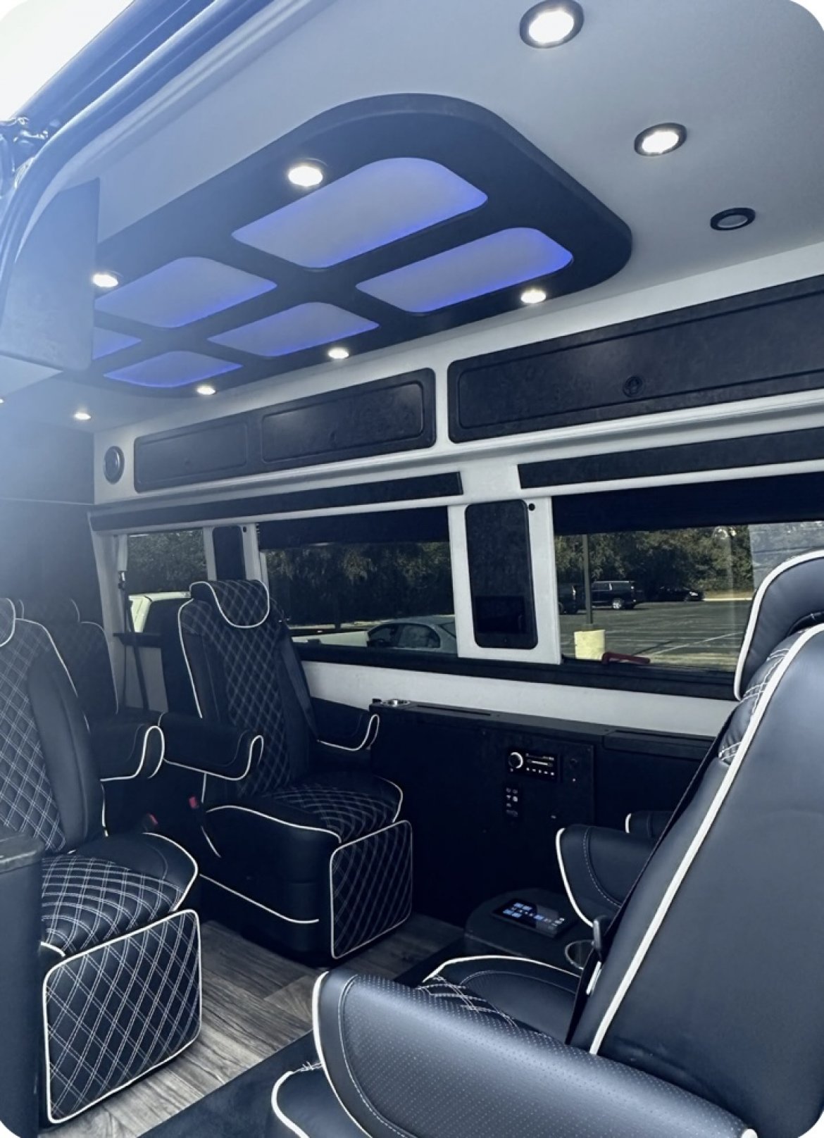 CEO SUV Mobile Office for Sale in North Central, IL - Photo 20