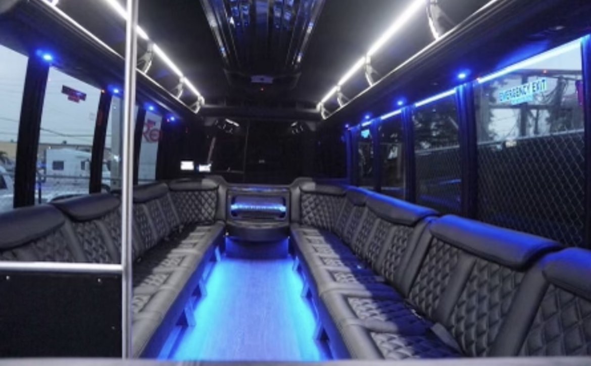 CEO SUV Mobile Office for Sale in North Central, IL - Photo 22