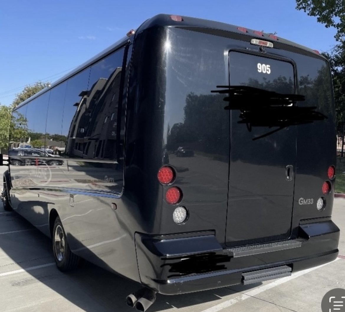 2018 F550 Grech Seats,31 Like New Loaded Low miles - Photo 2