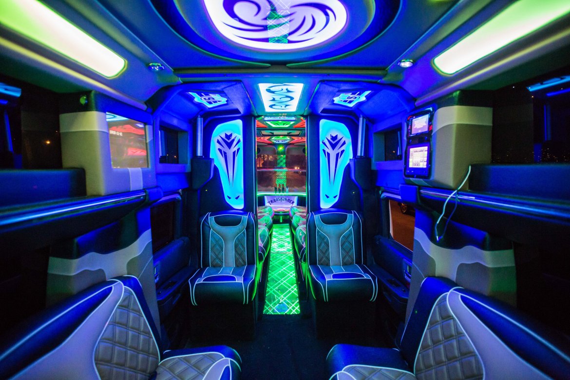 Photo of SUV Stretch for sale: 2008 HUMMER H2 by TopLimo