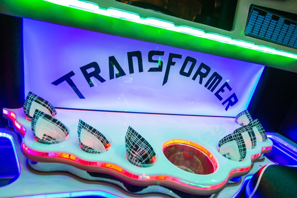 Photo of SUV Stretch for sale: 2008 HUMMER H2 by TopLimo