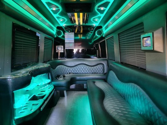 2015 Mercedes-Benz Sprinter 3500 Sprinter for Sale in fontana, CA - Main Photo