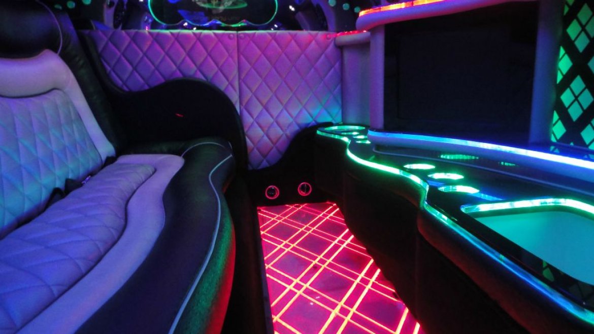 Photo of Limousine for sale: 2015 Chrysler 300 by TopLimo