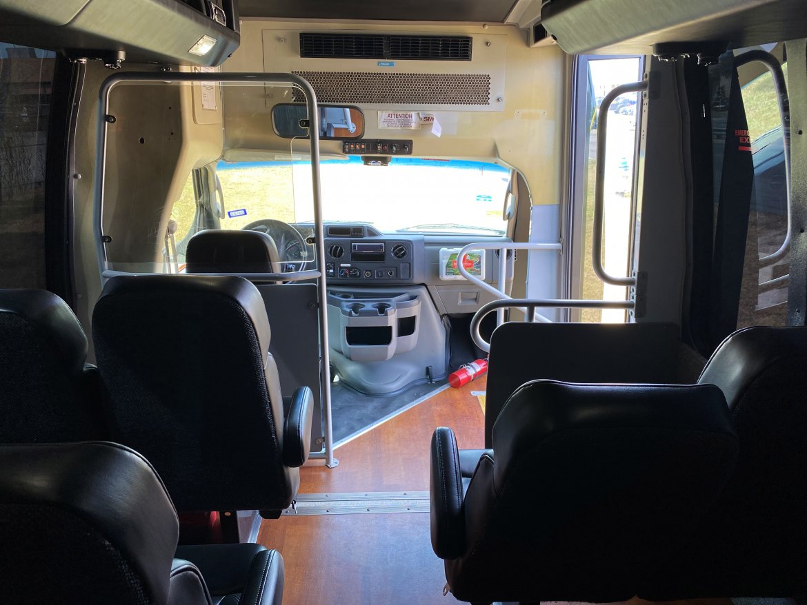 Limo Bus for Sale in Dallas, TX - Photo 5