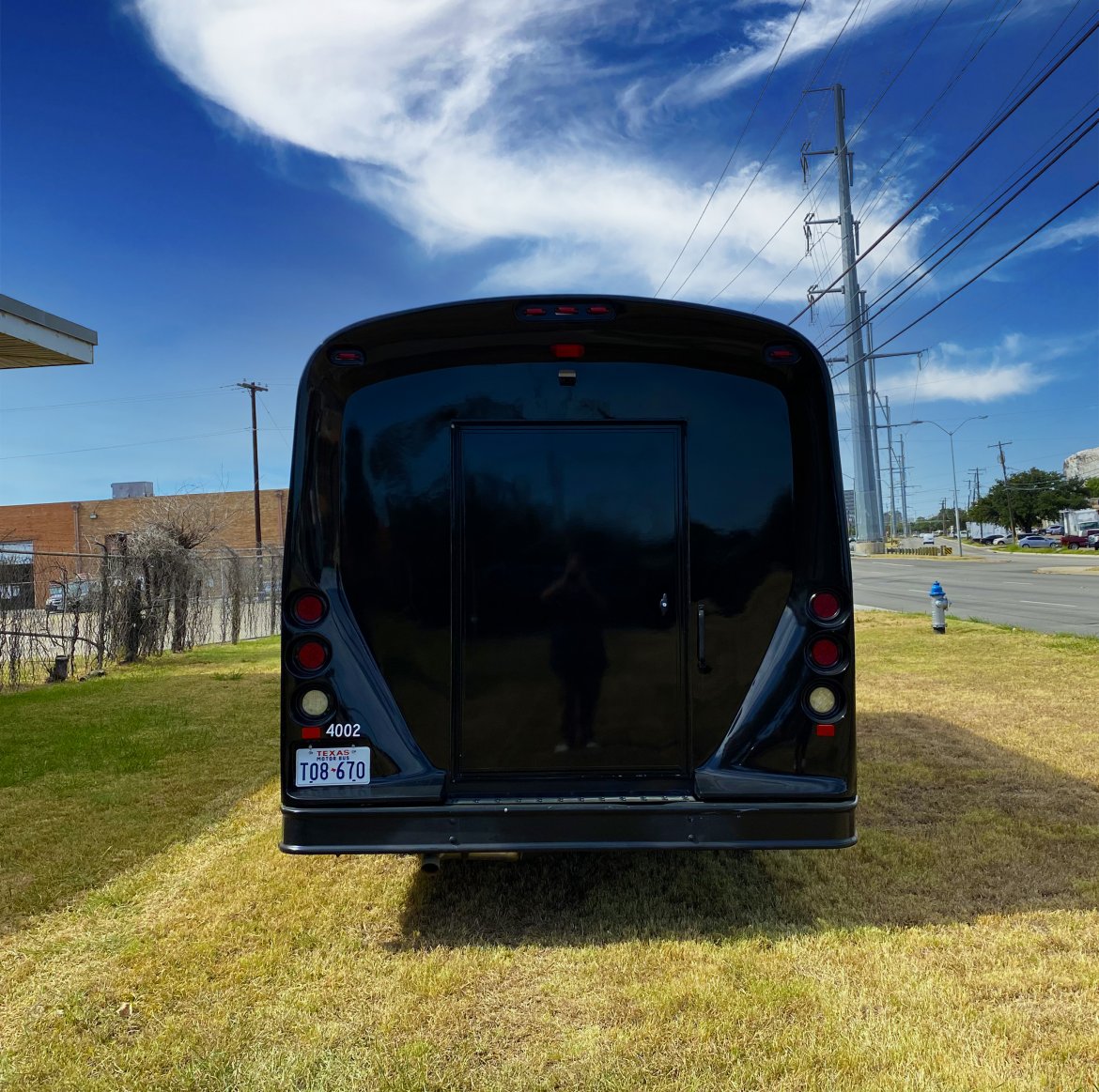 Limo Bus for Sale in Dallas, TX - Photo 9