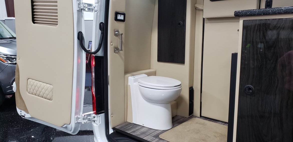 Sprinter for Sale in Houston, TX - Photo 17