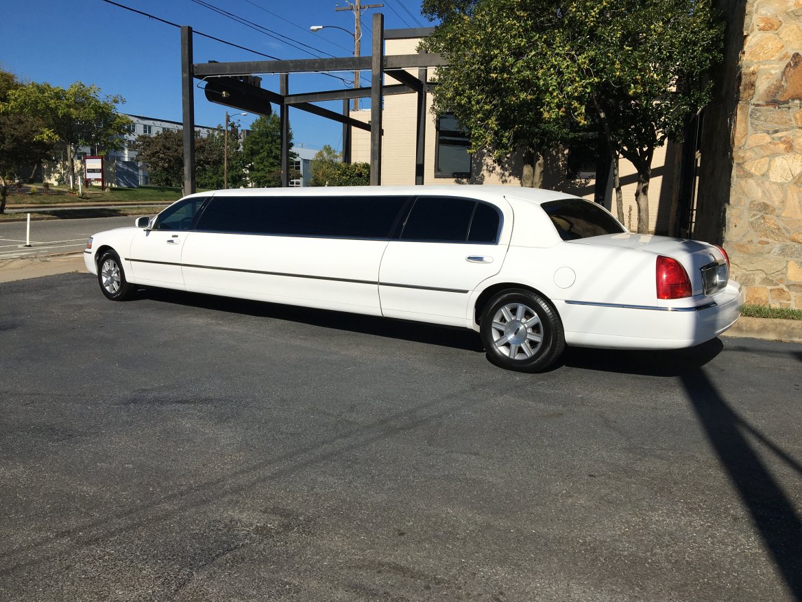 Limousine for Sale in Richmond, VA - Photo 9