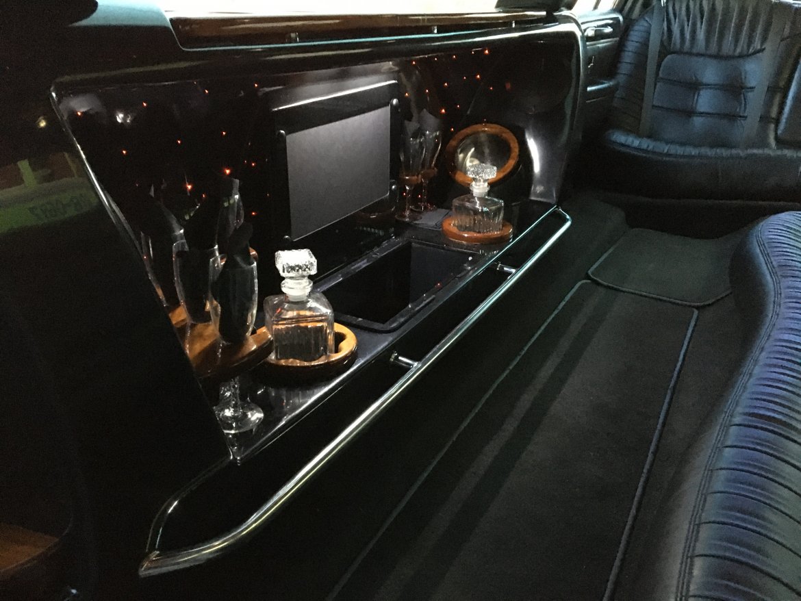 Limousine for Sale in Richmond, VA - Photo 43