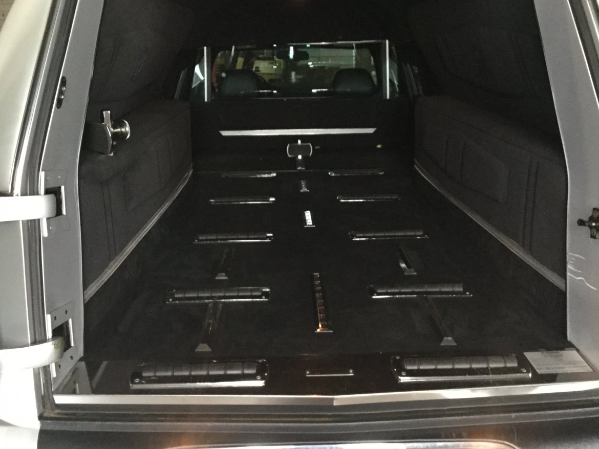 Photo of Funeral for sale: 2000 Cadillac Hearse by S & S Coach