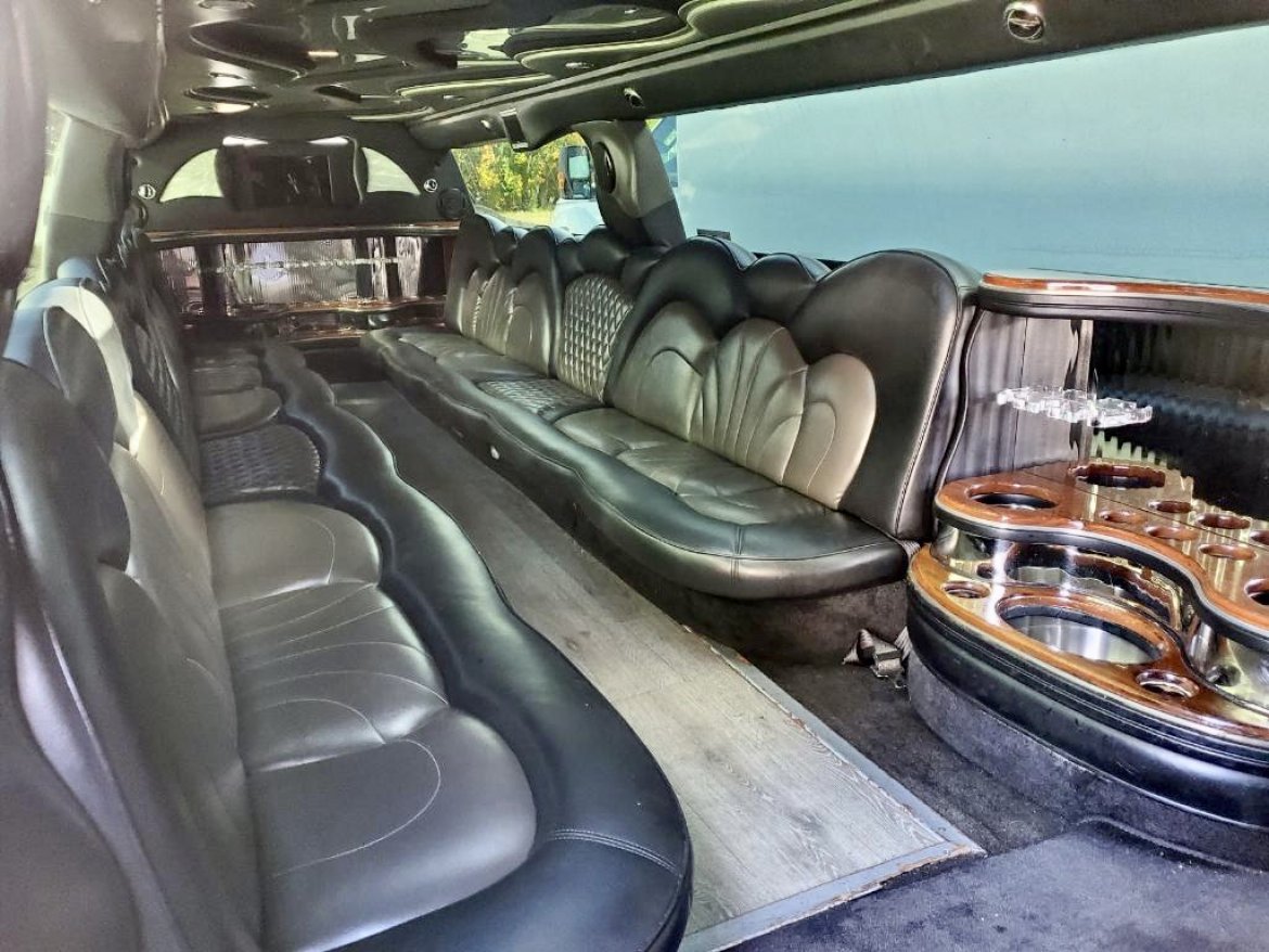 SUV Stretch for Sale in north attleboro, MA - Photo 11