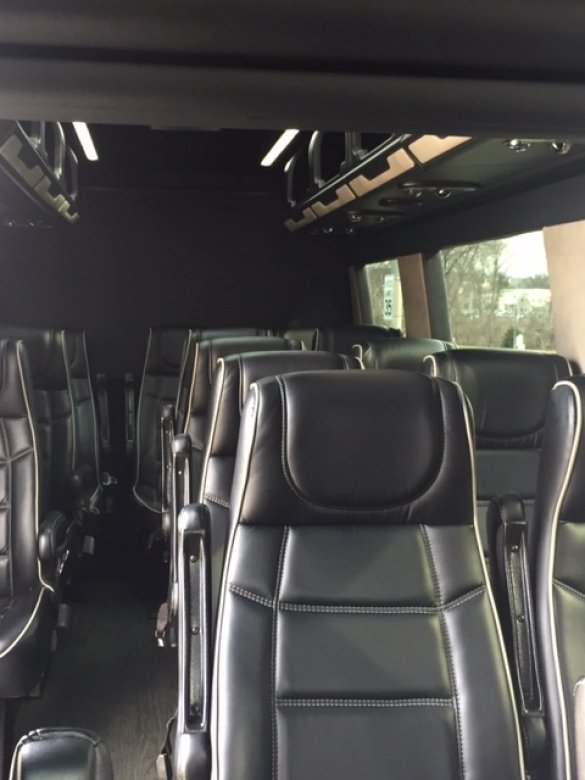 2018 Mercedes-Benz Sprinter Shuttle Bus for Sale in Lenexa, KS - Photo 2