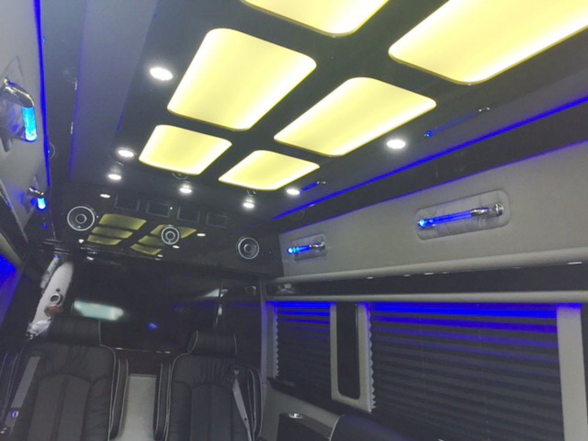 Photo of Sprinter for sale: 2017 Mercedes-Benz Sprinter 3500 Super Single 2458&quot; by Midwest