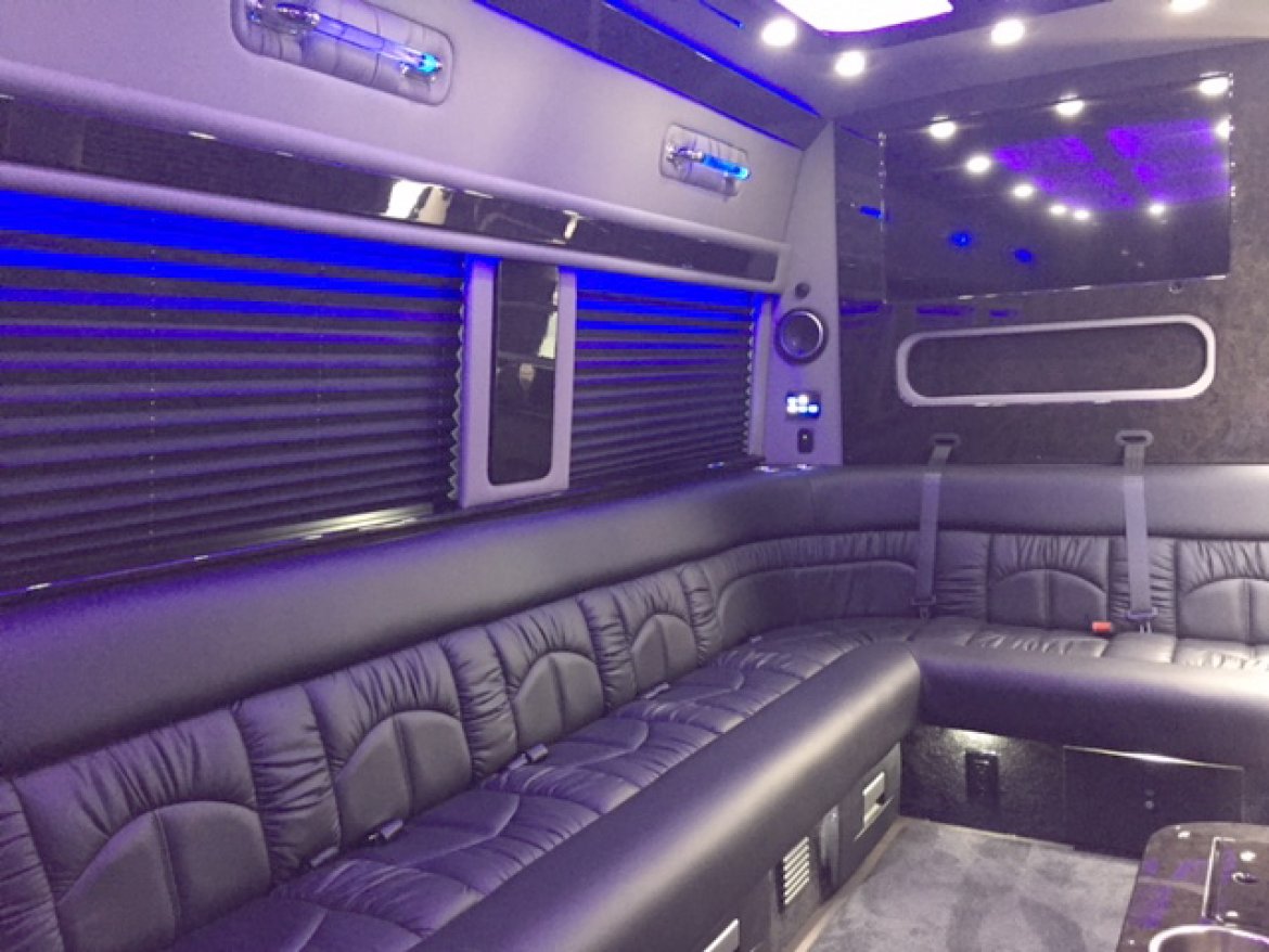 Photo of Sprinter for sale: 2017 Mercedes-Benz Sprinter 3500 Super Single 2458&quot; by Midwest