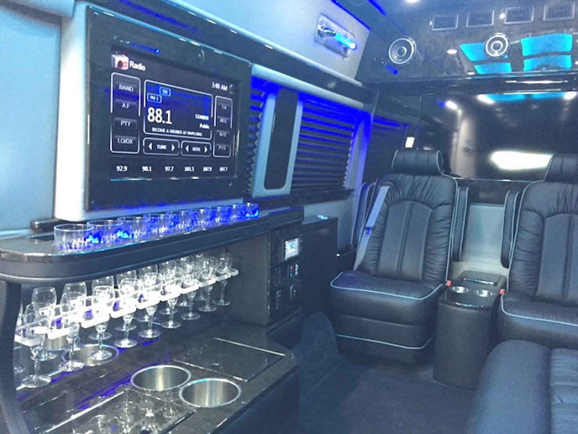 Photo of Sprinter for sale: 2017 Mercedes-Benz Sprinter 3500 Super Single 2458&quot; by Midwest