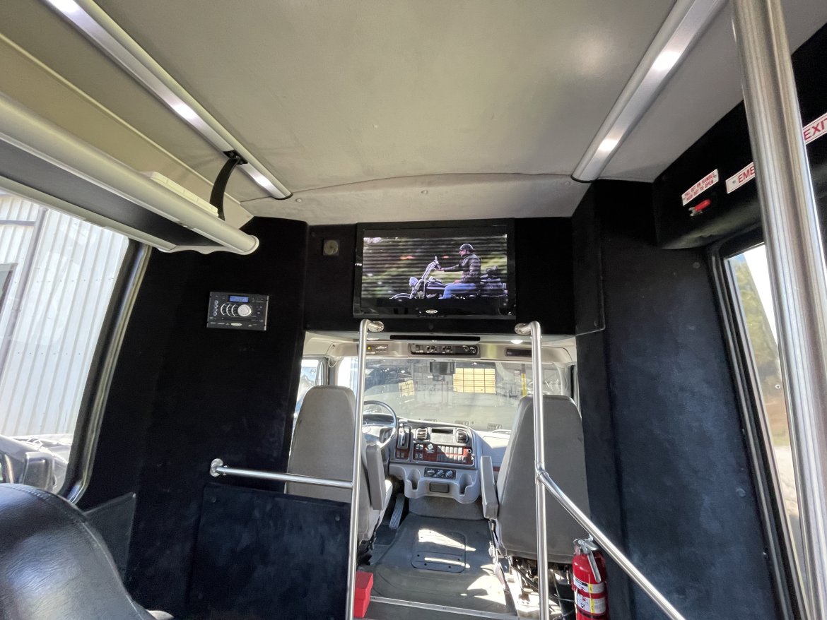 Shuttle Bus for Sale in Springfield, MO - Photo 24