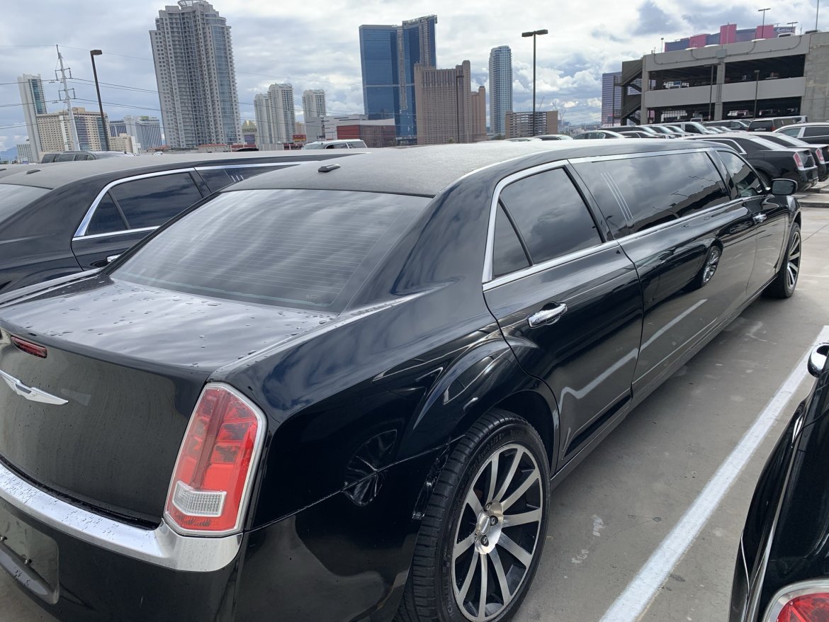 Limousine for Sale in Las Vegas, NV - Photo 5