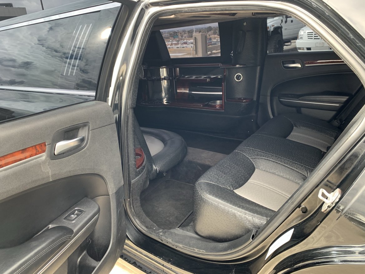 Limousine for Sale in Las Vegas, NV - Photo 12