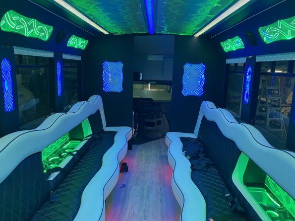 2016 Ford E-450 Limo Bus for Sale in fontana, CA - Main Photo