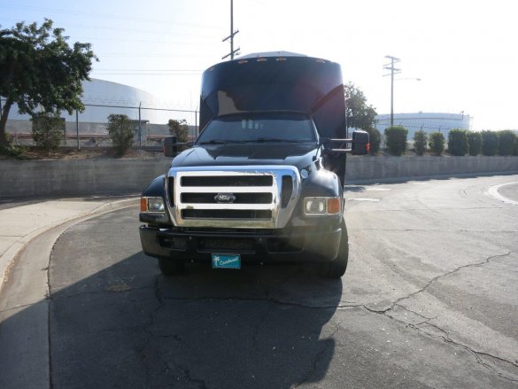 2011 Ford F-650 Shuttle Bus for Sale in CARSON, CA - Photo 3