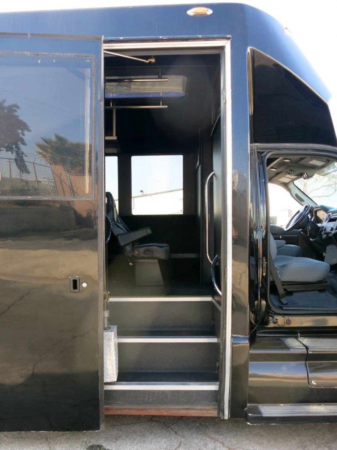 Shuttle Bus for Sale in CARSON, CA - Photo 13