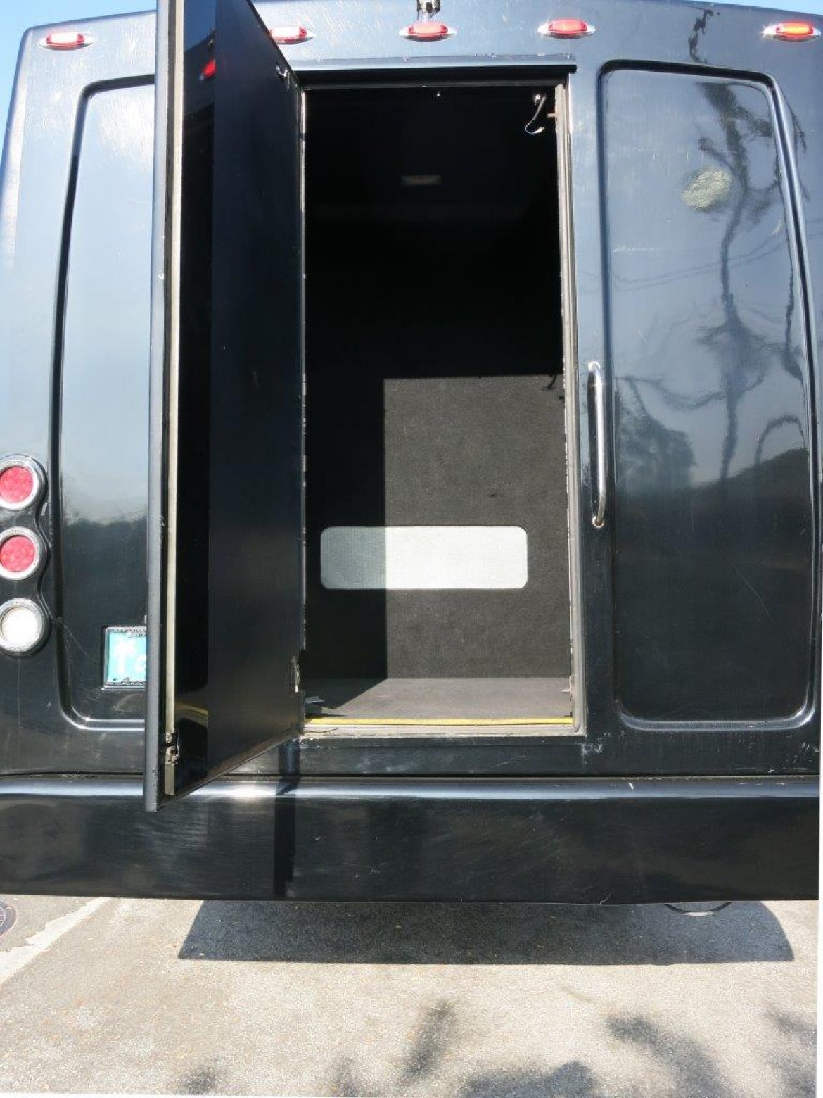 Shuttle Bus for Sale in CARSON, CA - Photo 21
