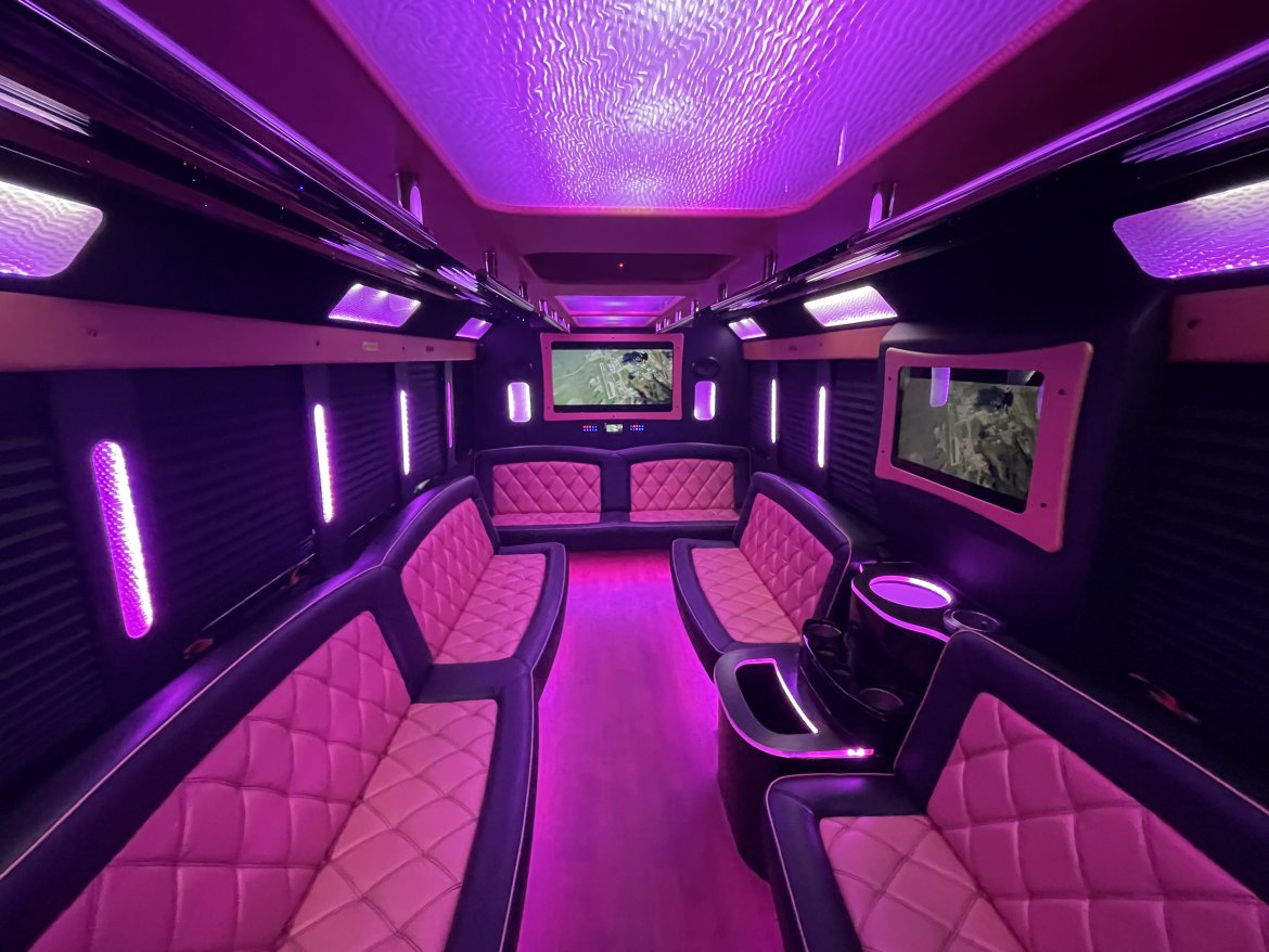 Limo Bus for Sale in Springfield, MO - Photo 17