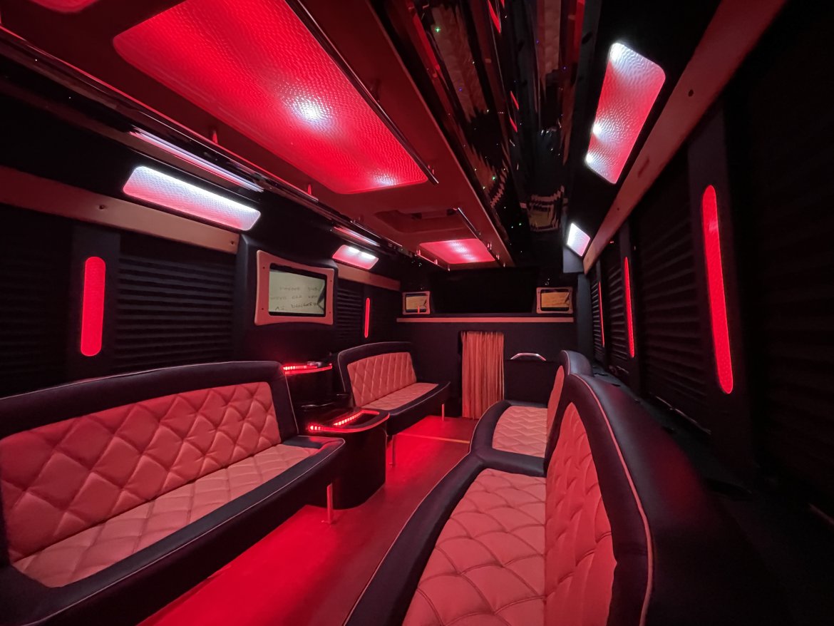 Limo Bus for Sale in Springfield, MO - Photo 20