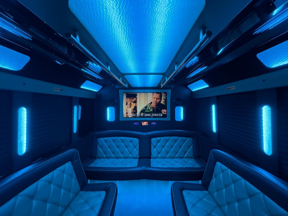 Limo Bus for Sale in Springfield, MO - Photo 21