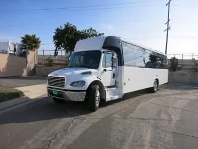 2014 Ameritrans Freightliner M2 106 RV Bus