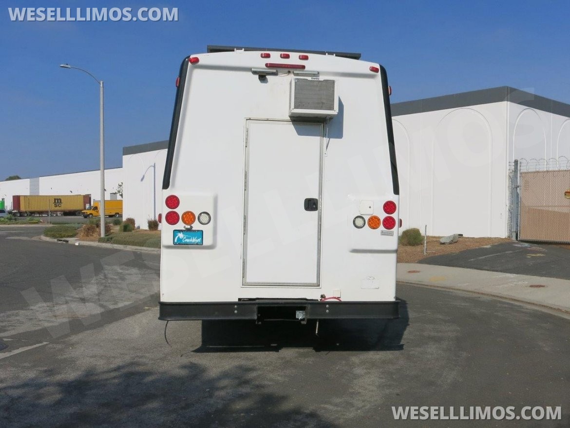 Photo of Motorcoach for sale: 2014 Freightliner M2 106 by Ameritrans