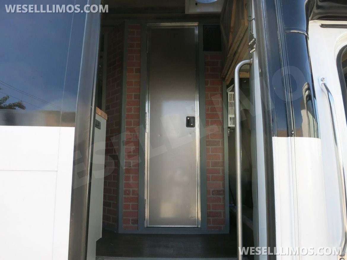 Photo of Motorcoach for sale: 2014 Freightliner M2 106 by Ameritrans