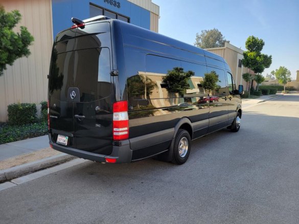 2018 Mercedes-Benz Sprinter 3500 Limo Sprinter for Sale in fontana, CA - Photo 2