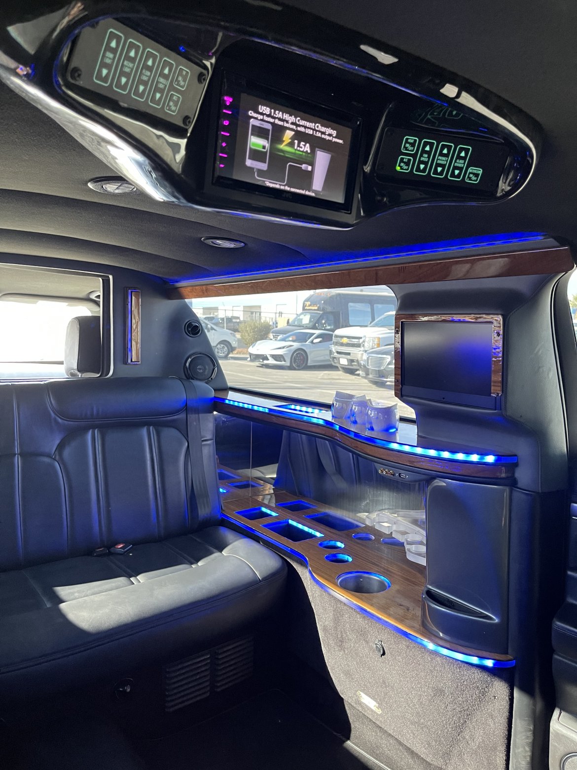 Limousine for Sale in Las Vegas, NV - Photo 31