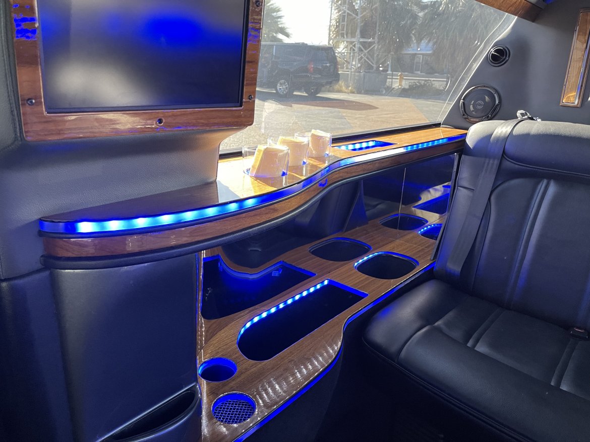 Limousine for Sale in Las Vegas, NV - Photo 32