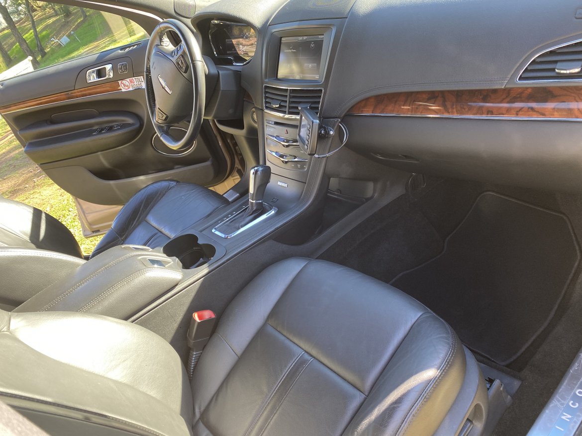Limousine for Sale in Pasadena, CA - Photo 16