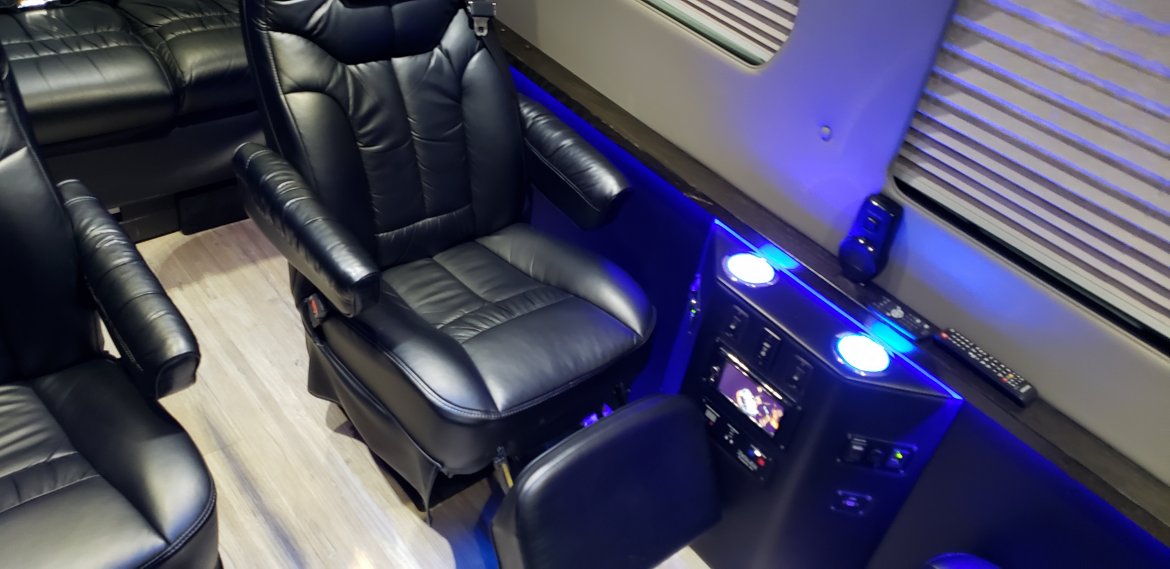 Sprinter for Sale in Houston, TX - Photo 28