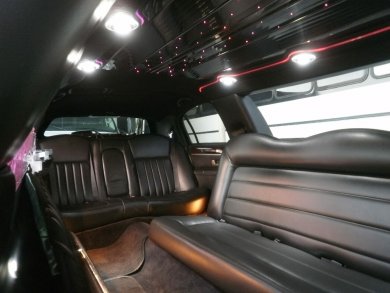 2006 Lincoln TOWN CAR Limousine for Sale in LOS ANGELES, California, US - Photo 4