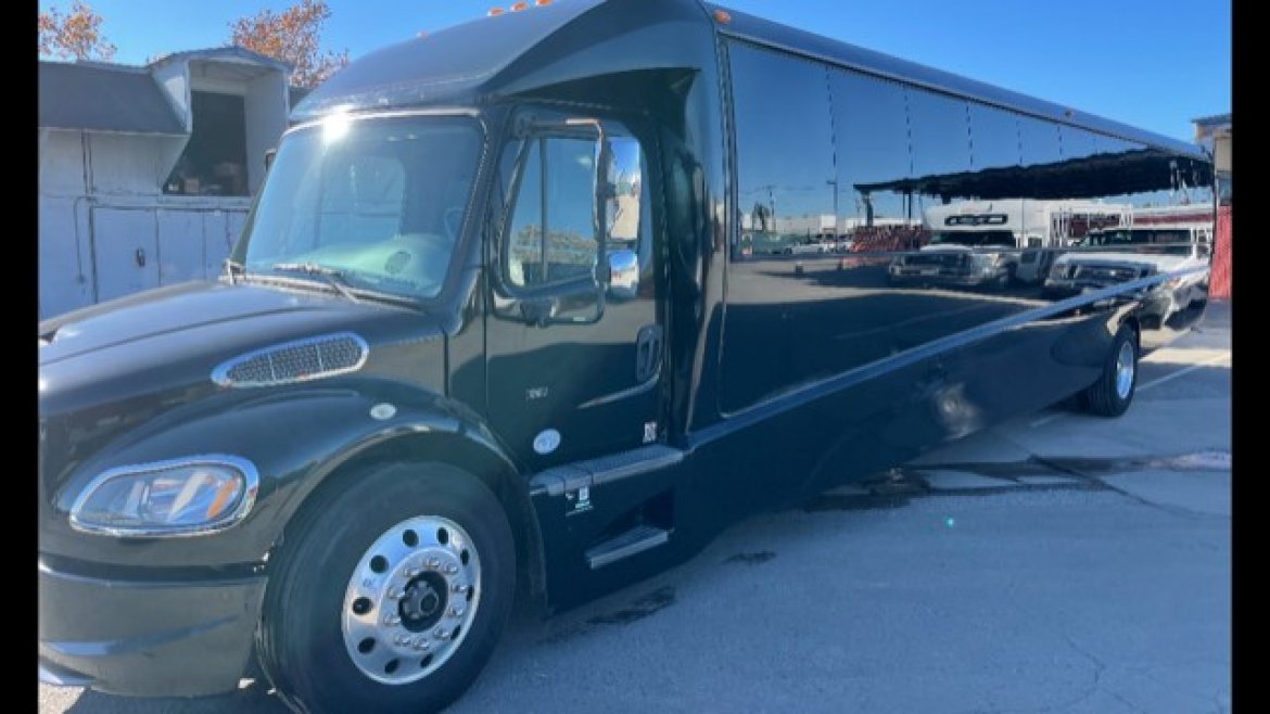 Executive Shuttle for Sale in ANAHEIM, CA - Photo 7